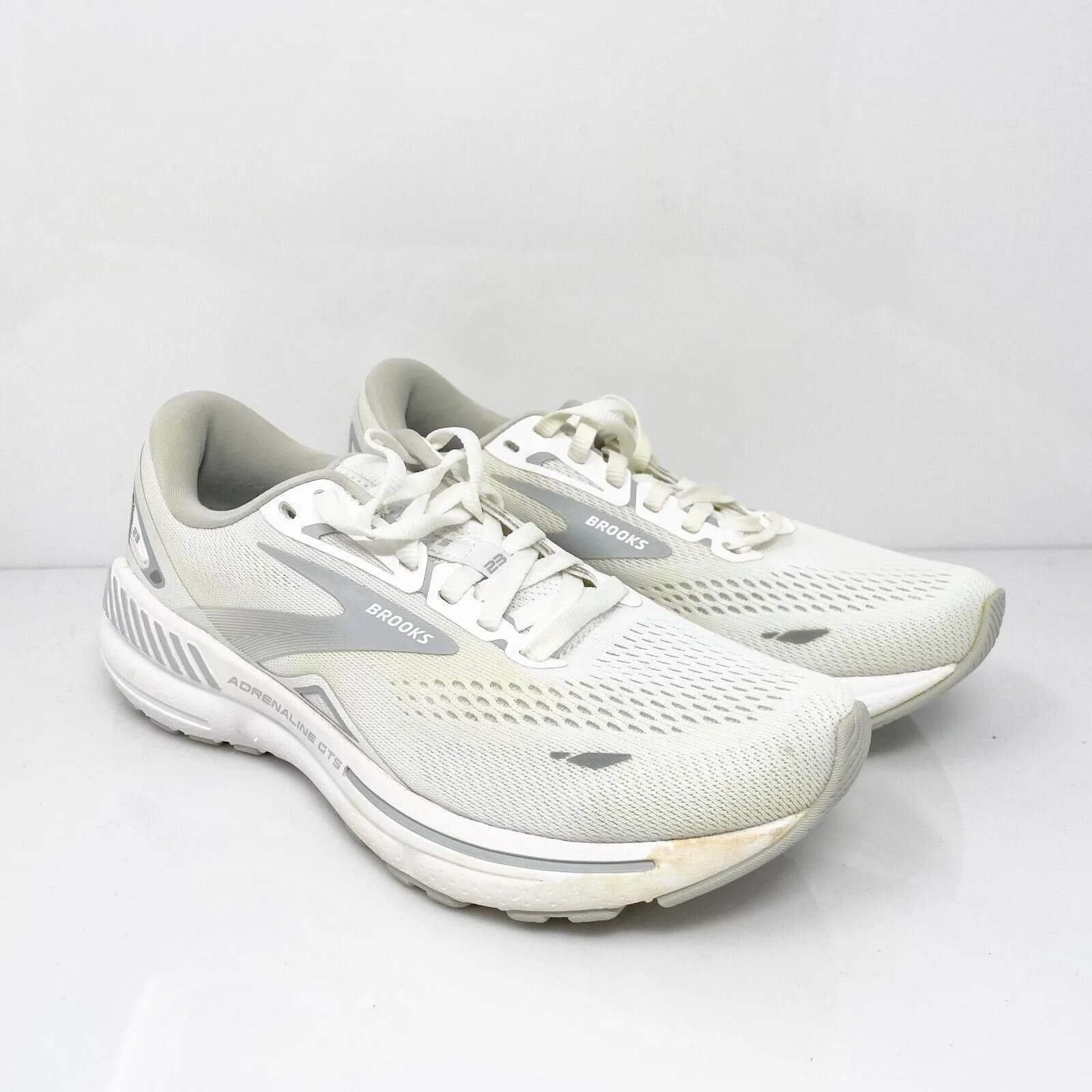 Brooks Womens Adrenaline GTS 23 1203811B104 White Running Shoes Sneakers Sz 7 B