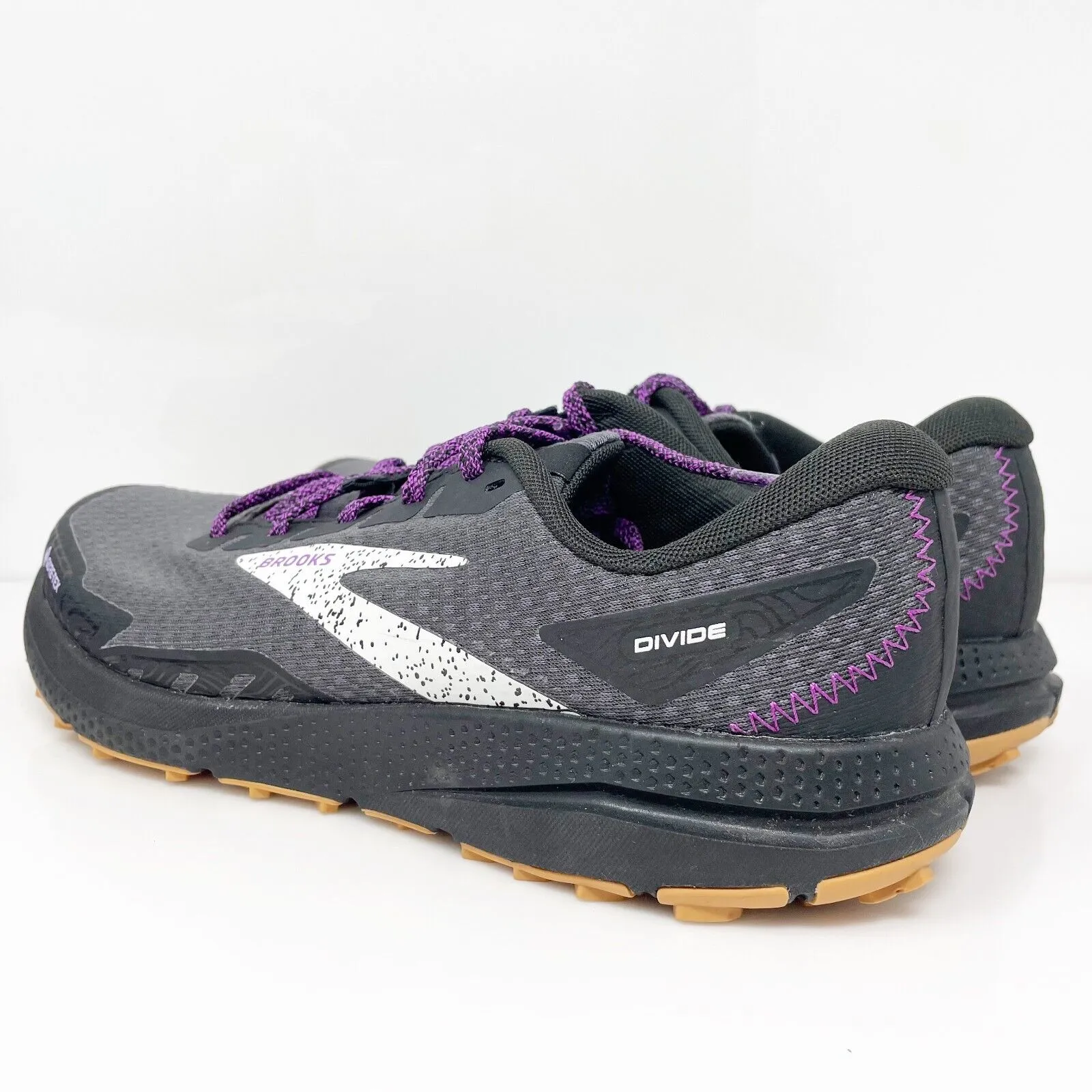 Brooks Womens Divide 4 GTX 1203931B073 Black Running Shoes Sneakers Size 9 B