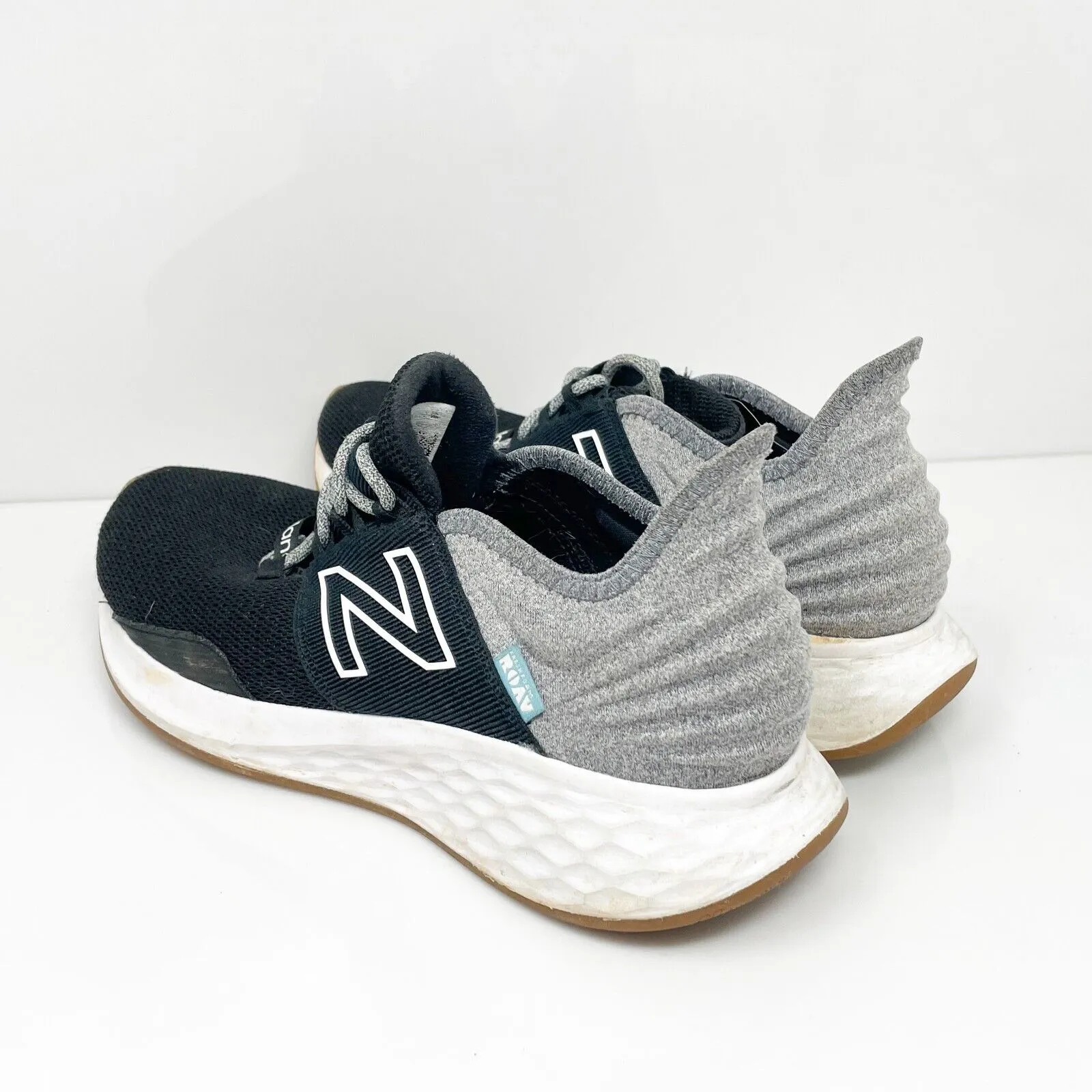 New Balance Womens Fresh Foam Roav WROAVTK Black Running Shoes Sneakers Size 8