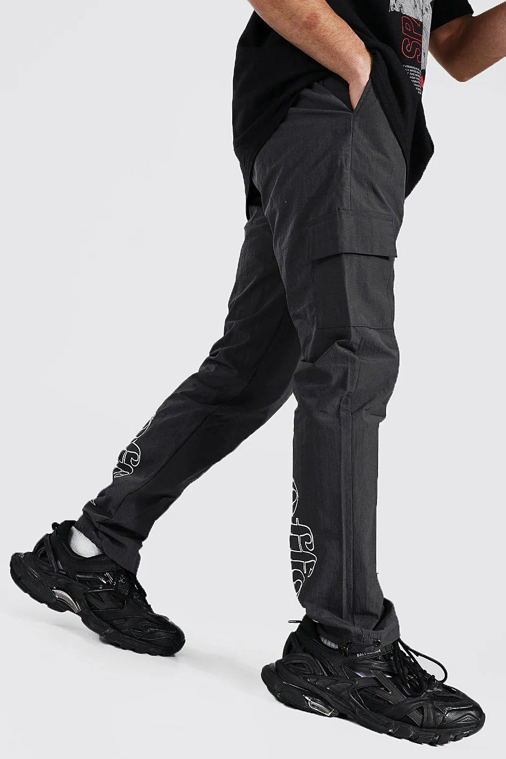 Ofcl Shell Cargo Pants With Bungee Cord