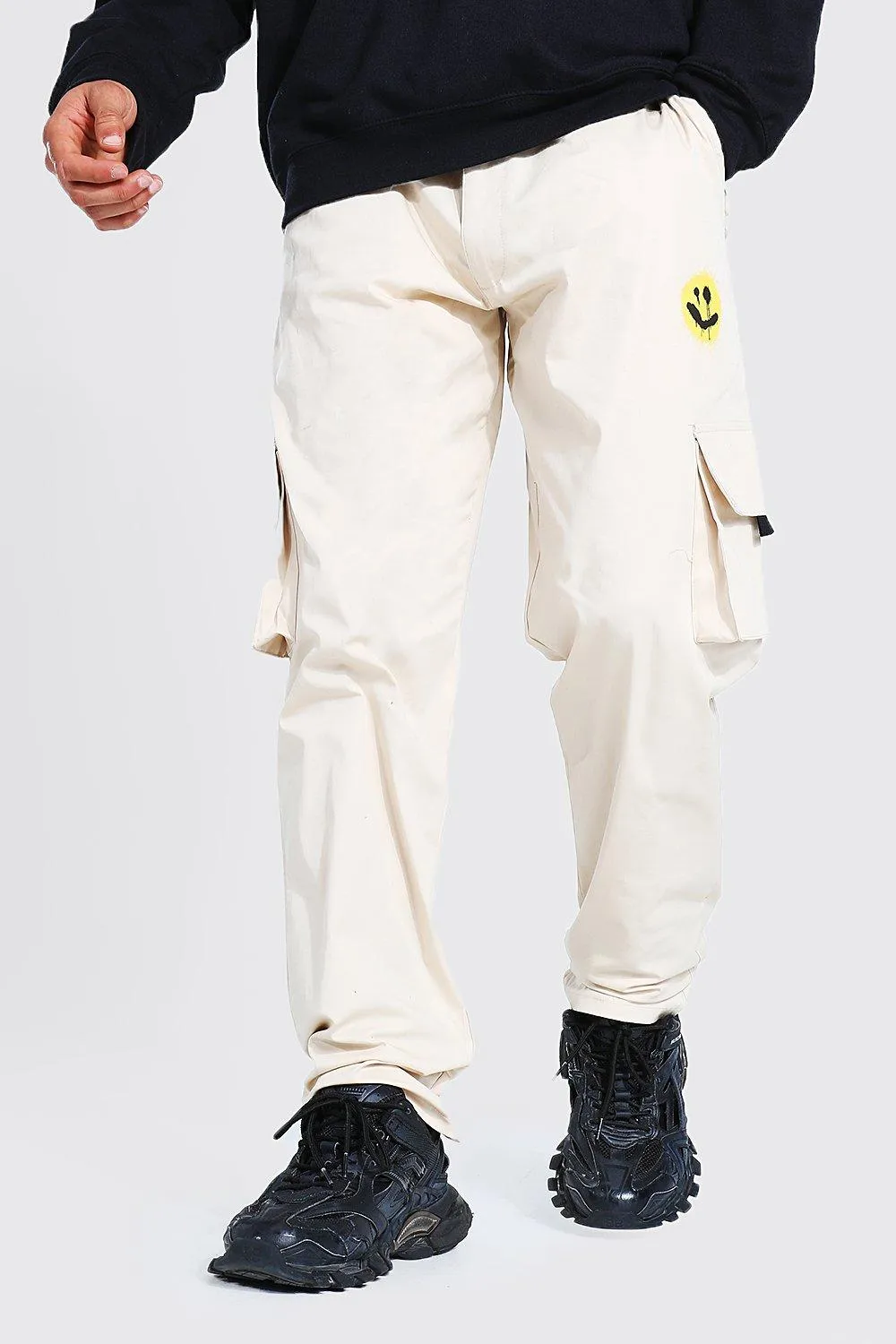 Relaxed Spray Face Print Cargo Chino Pants